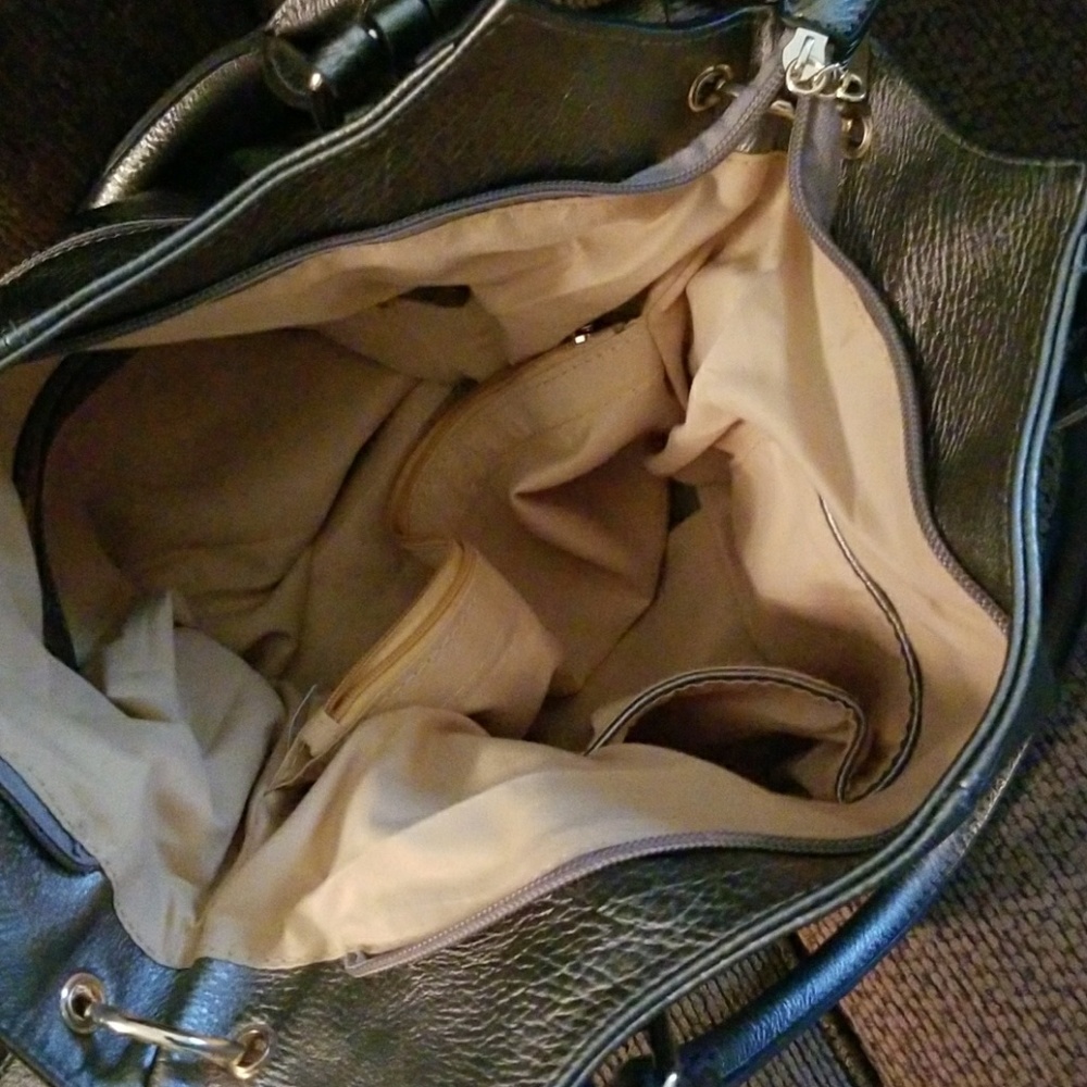 Purse - Picture 2 of 5